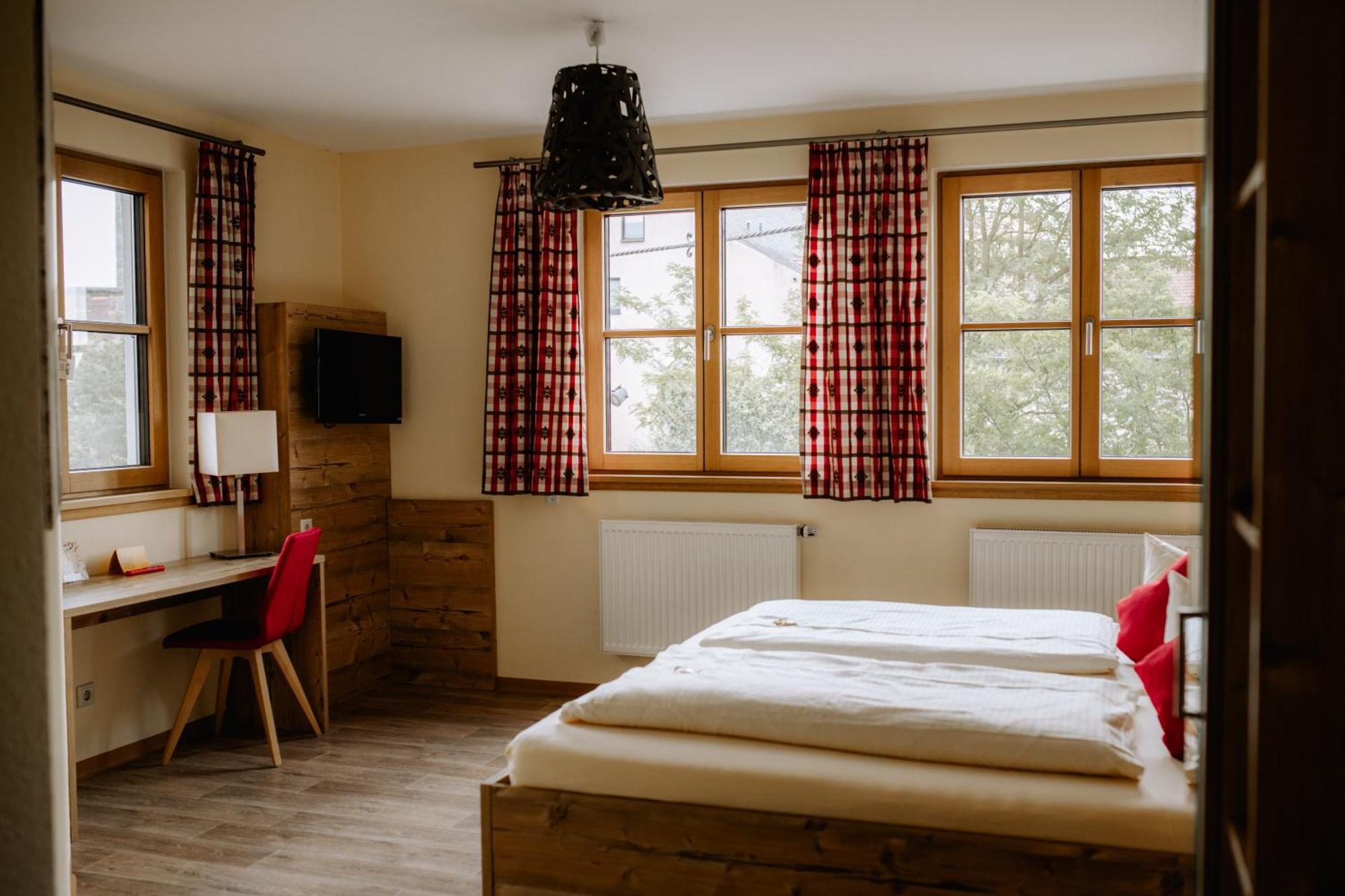 Landhotel Gary Wolframs-Eschenbach Eksteriør billede